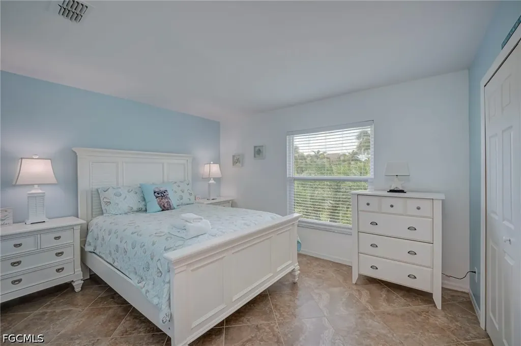 5239 Sands Boulevard Cape Coral FL 33914