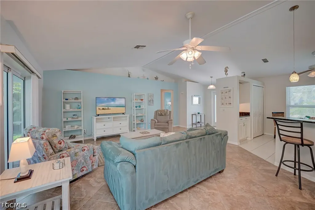 5239 Sands Boulevard Cape Coral FL 33914