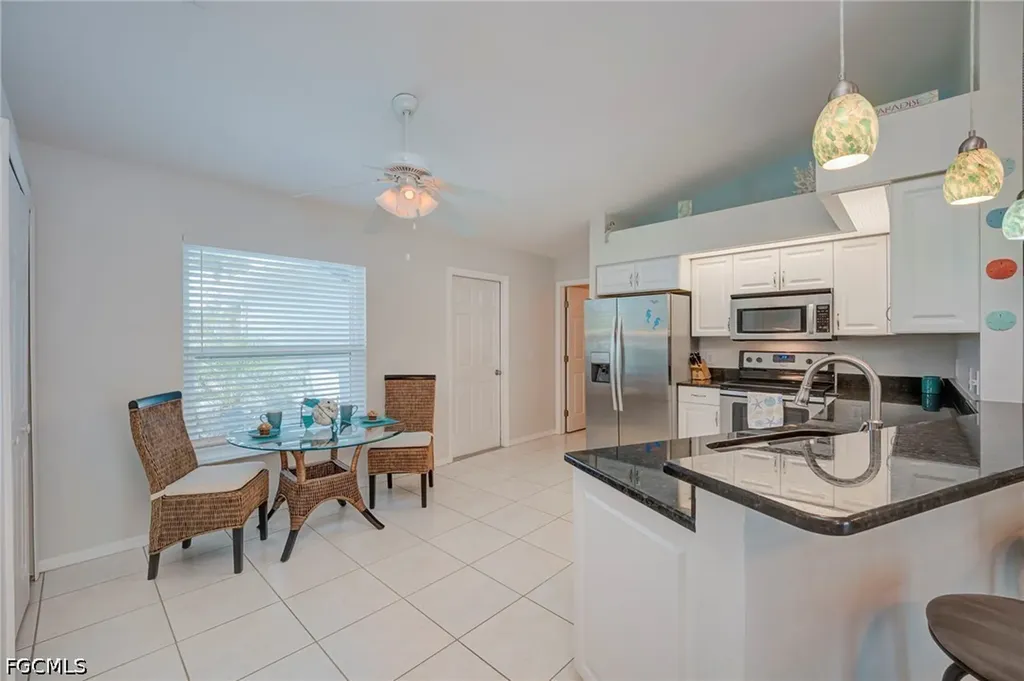 5239 Sands Boulevard Cape Coral FL 33914