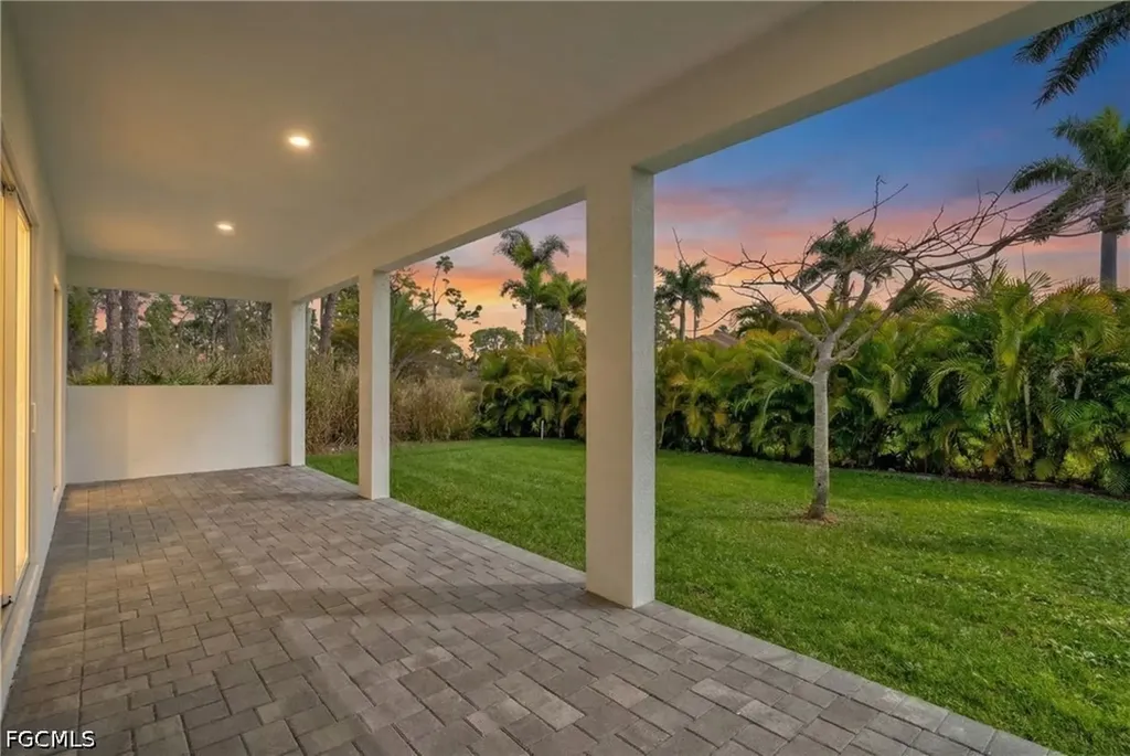 133 West Drive Rotonda West FL 33947