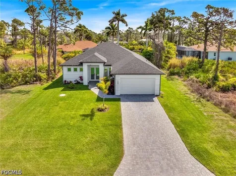133 West Drive Rotonda West FL 33947