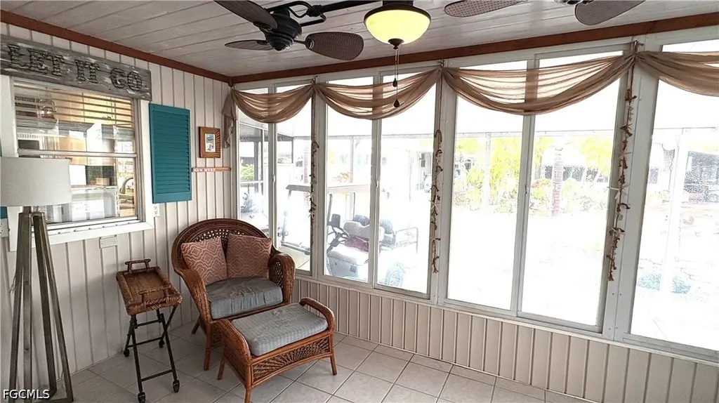 16049 Hibiscus Way North Fort Myers FL 33903