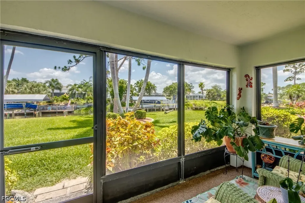 15350 Moonraker Court North Fort Myers FL 33917