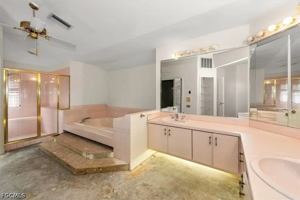 15200 Sweetwater Court Fort Myers FL 33912