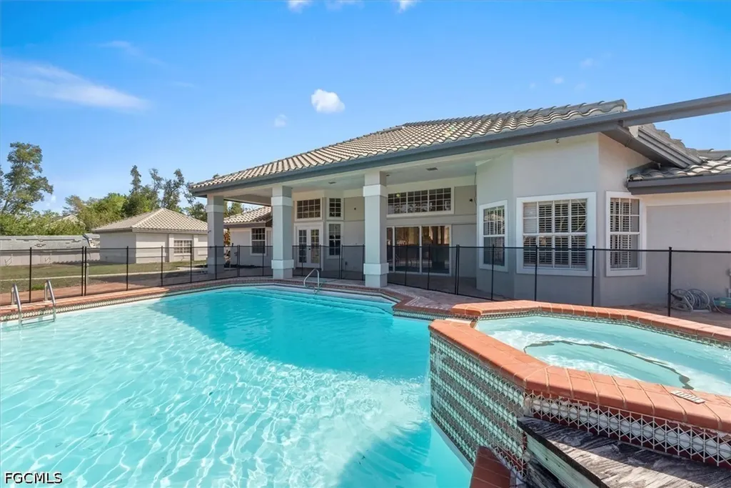 15200 Sweetwater Court Fort Myers FL 33912