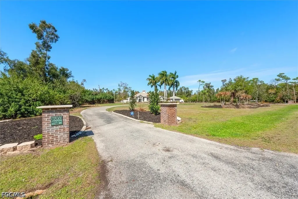 15200 Sweetwater Court Fort Myers FL 33912
