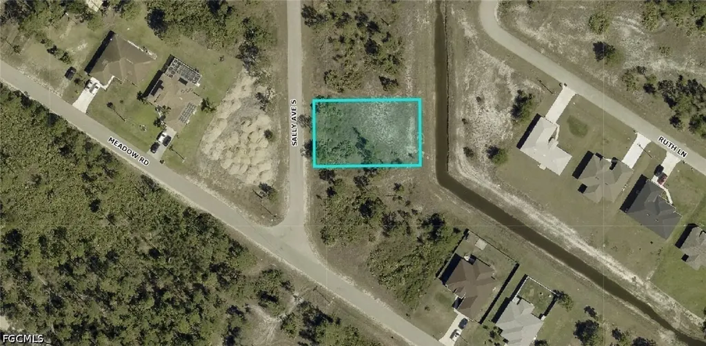 4311 Sally Avenue S Lehigh Acres FL 33976