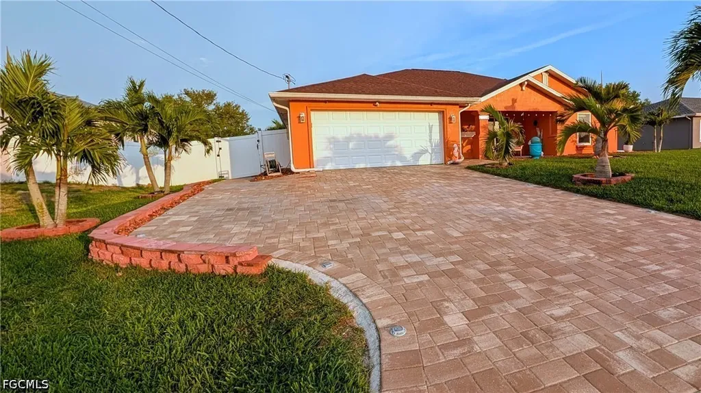 2907 NW 5th Place Cape Coral FL 33993