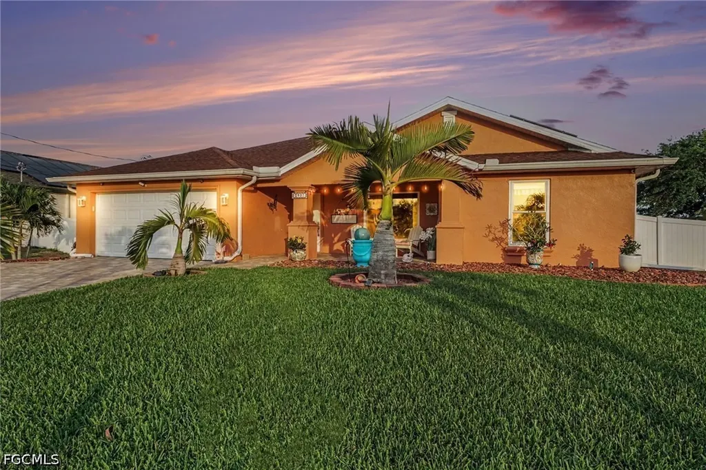 2907 NW 5th Place Cape Coral FL 33993