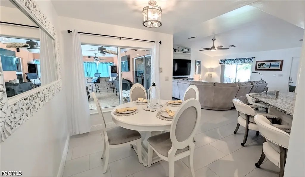 2907 NW 5th Place Cape Coral FL 33993