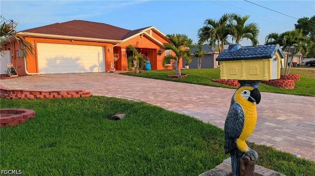 2907 NW 5th Place Cape Coral FL 33993