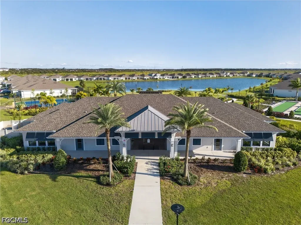 1845 Spring Shower Circle Kissimmee FL 34744