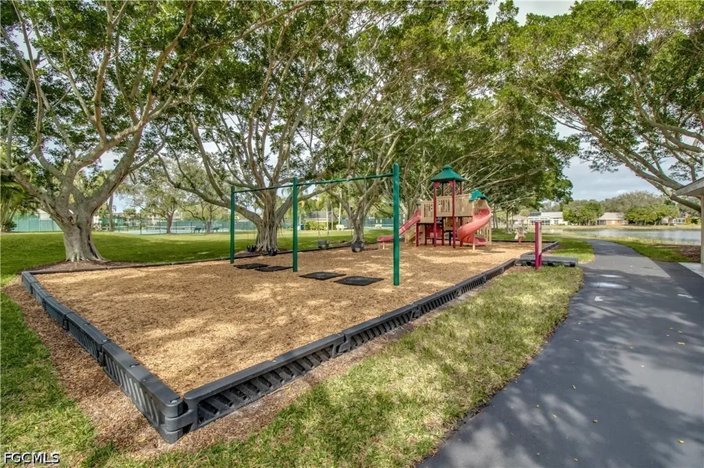 14501 Daffodil Drive Fort Myers FL 33919