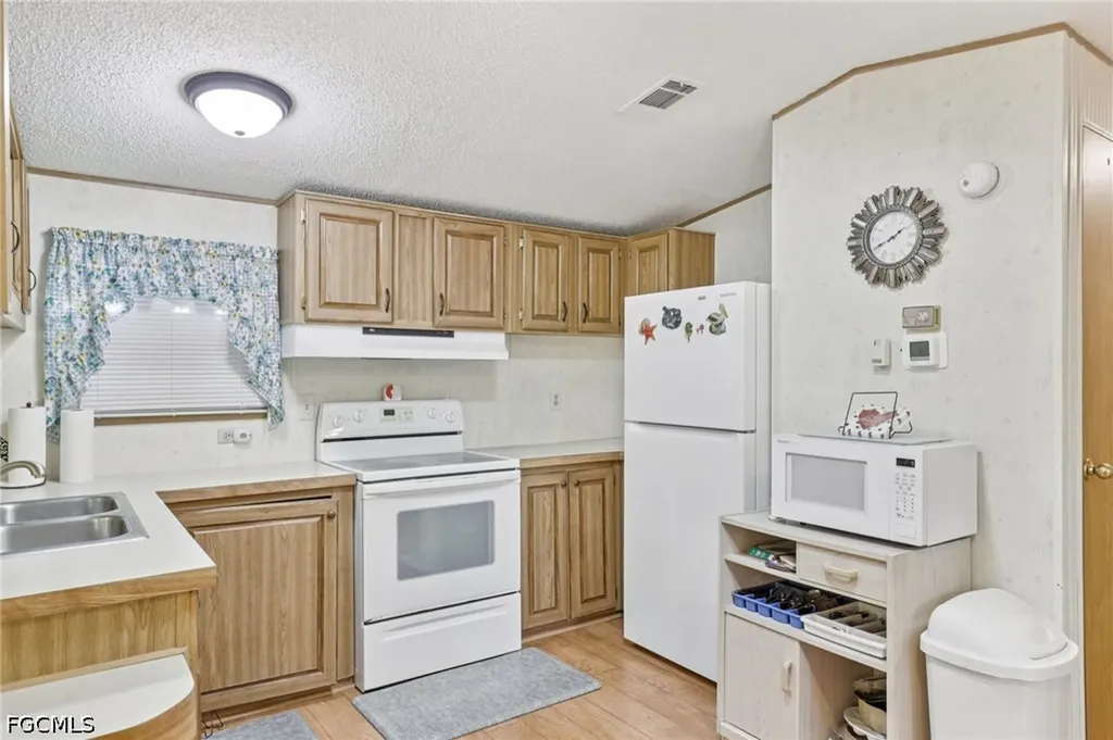 9798 Sugarberry Way Fort Myers FL 33905
