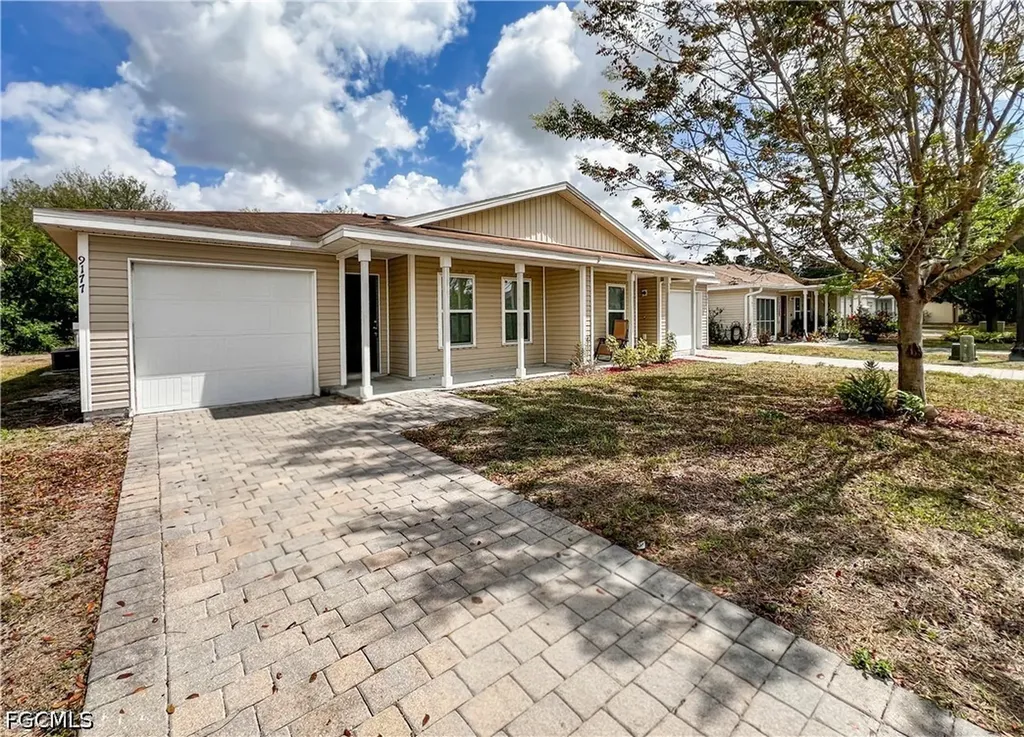 9177 Aegean Circle Lehigh Acres FL 33936