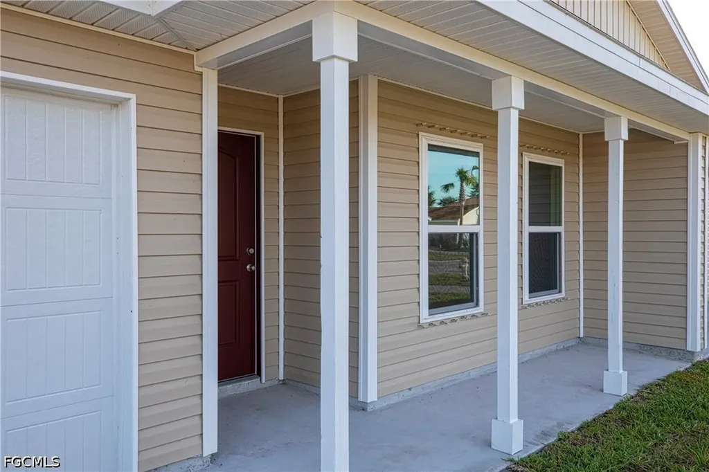 9177 Aegean Circle Lehigh Acres FL 33936