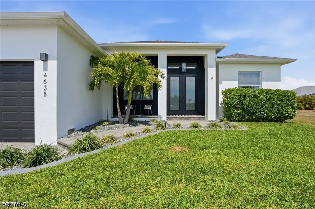 4635 NW 32nd Street Cape Coral FL 33993