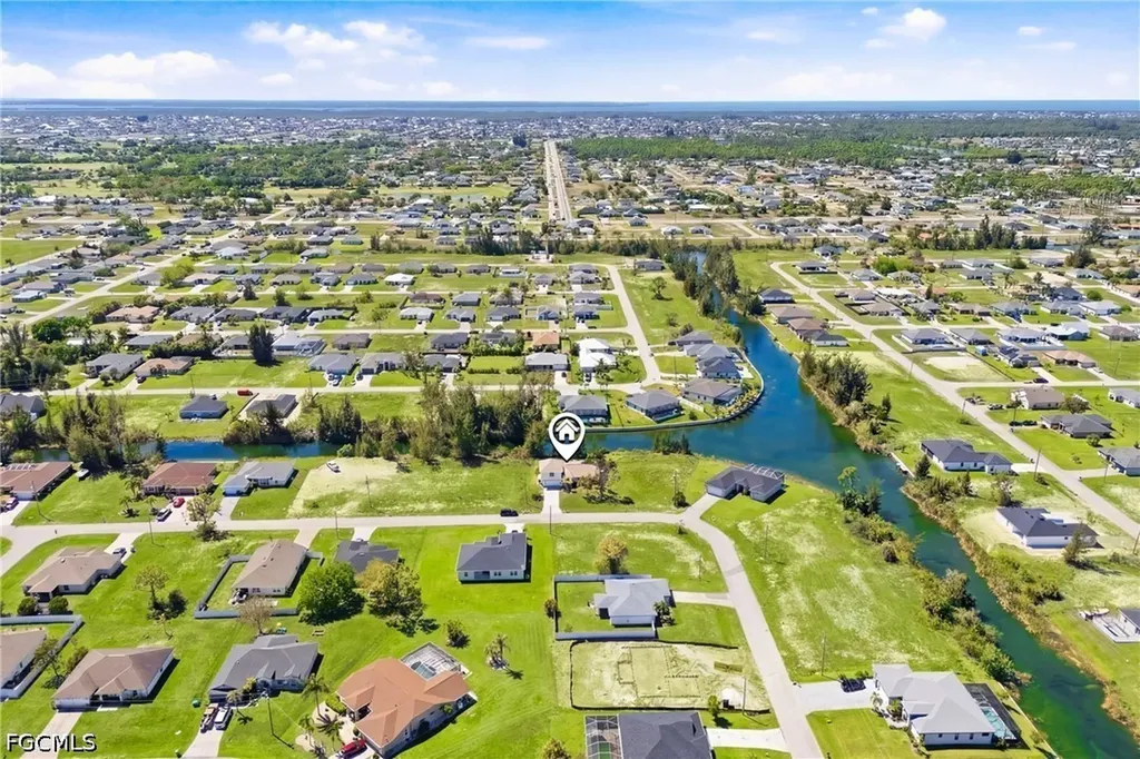 2006 NW 21st Avenue Cape Coral FL 33993