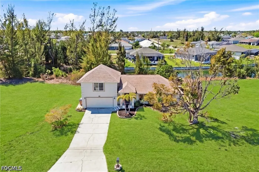 2006 NW 21st Avenue Cape Coral FL 33993