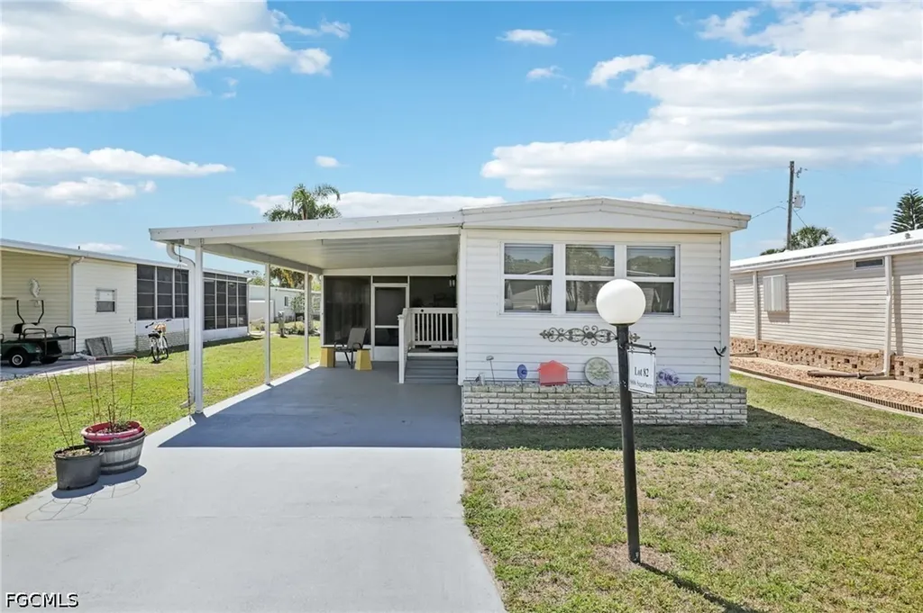 9806 Sugarberry Way Fort Myers FL 33905