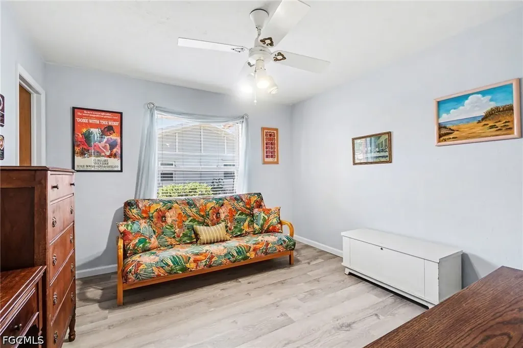 3310 SE 6th Place Cape Coral FL 33904