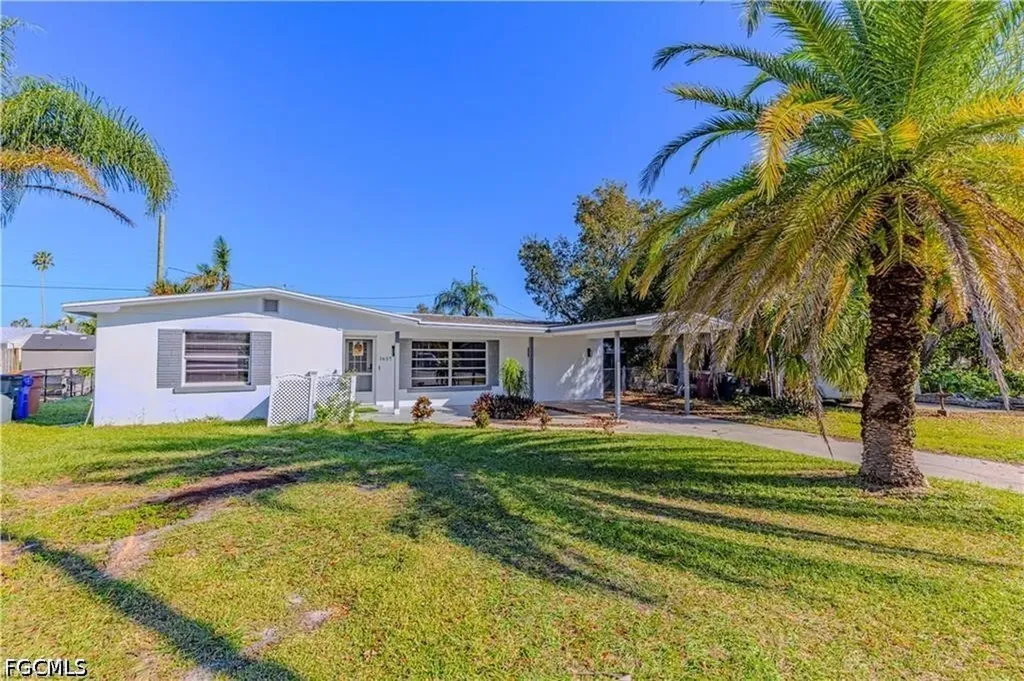 1637 Winkler Avenue Fort Myers FL 33901