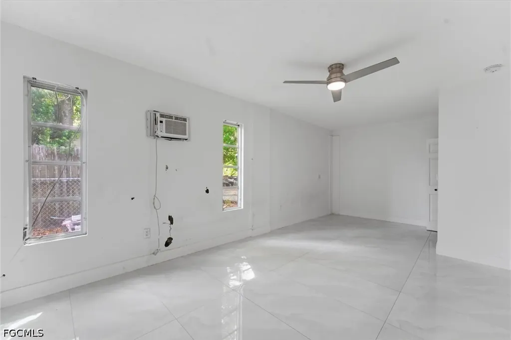 1637 Winkler Avenue Fort Myers FL 33901