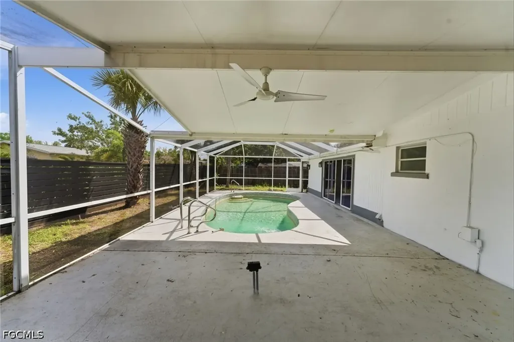 1637 Winkler Avenue Fort Myers FL 33901
