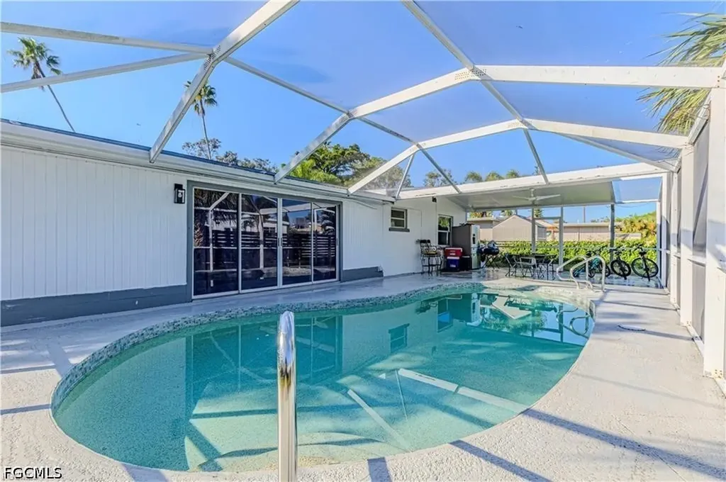 1637 Winkler Avenue Fort Myers FL 33901