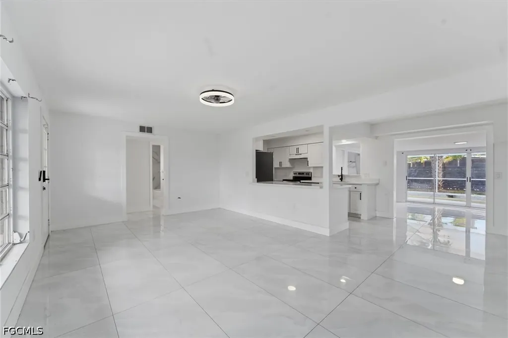 1637 Winkler Avenue Fort Myers FL 33901
