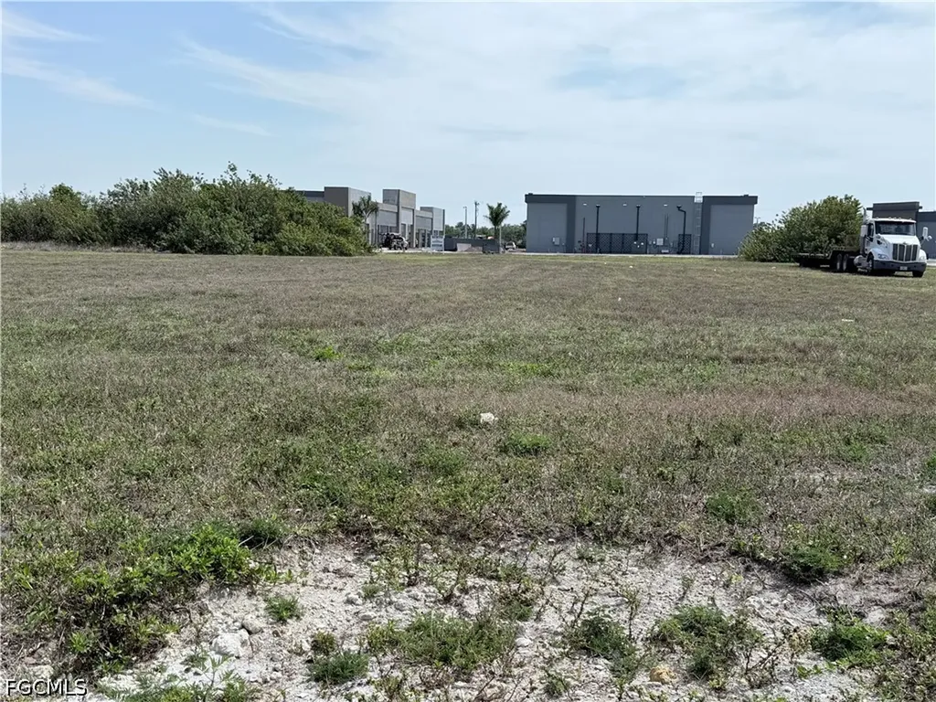 1121 NE 7th Street Cape Coral FL 33909