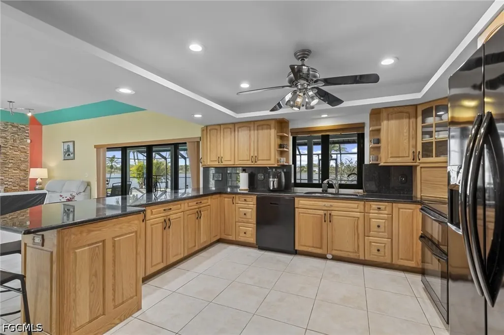 313 SE 6th Street Cape Coral FL 33990