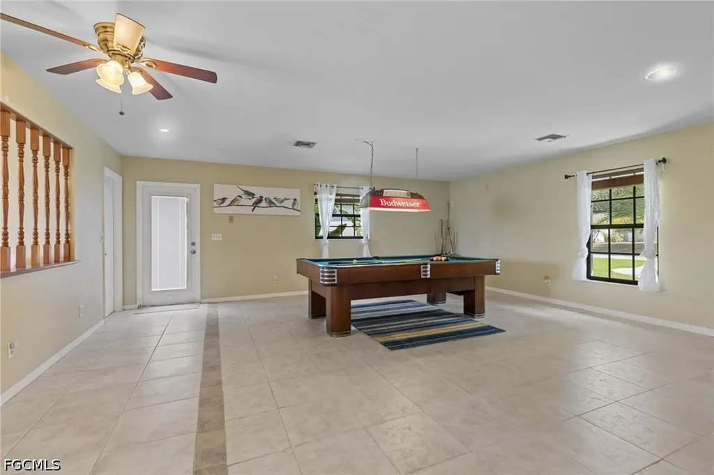 313 SE 6th Street Cape Coral FL 33990