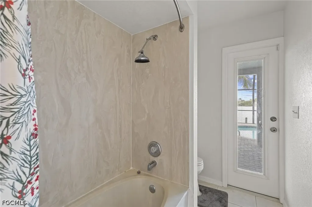 313 SE 6th Street Cape Coral FL 33990