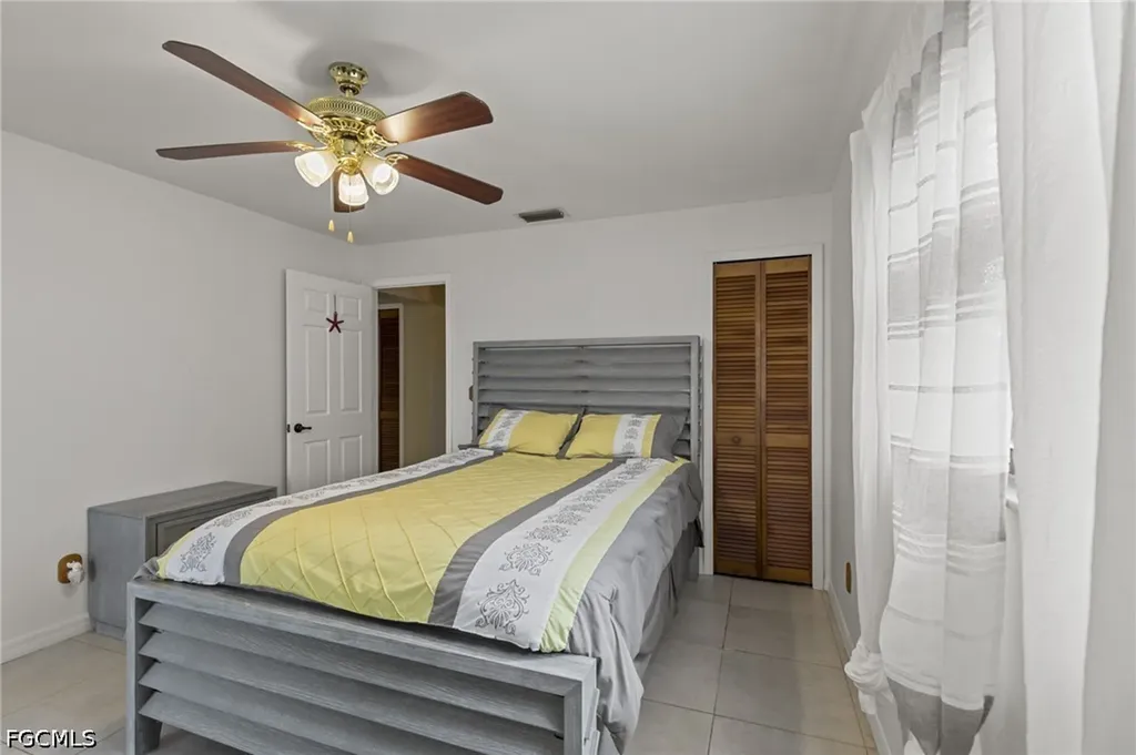 313 SE 6th Street Cape Coral FL 33990