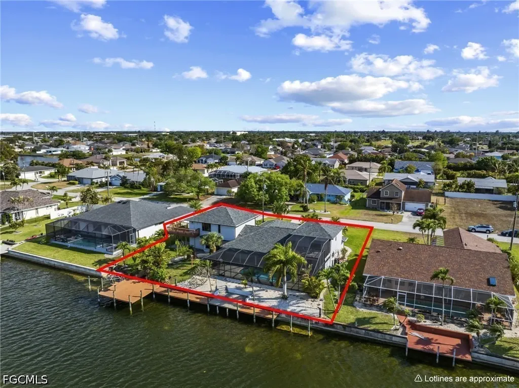 313 SE 6th Street Cape Coral FL 33990