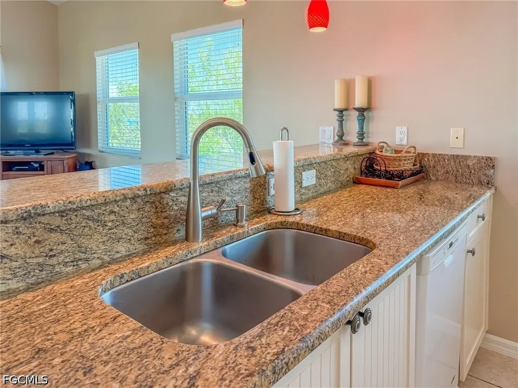 4511 & 4501 Schooner Drive Upper Captiva FL 33924