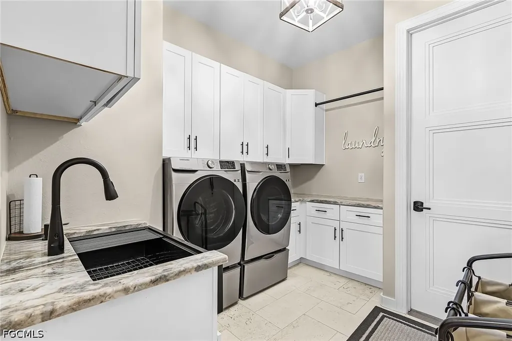 6720 Mossy Glen Drive Fort Myers FL 33908