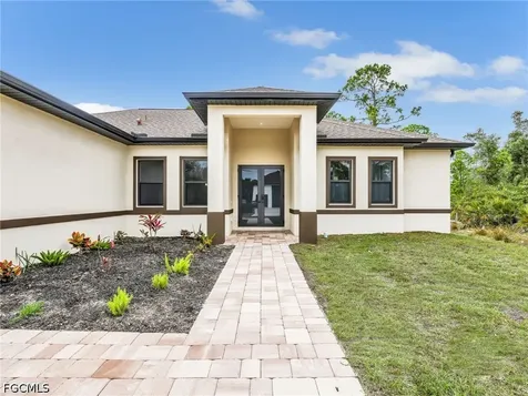 11161 Carnegie Avenue Englewood FL 34224