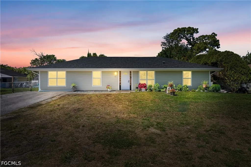 2335 50th Terrace SW Naples FL 34116