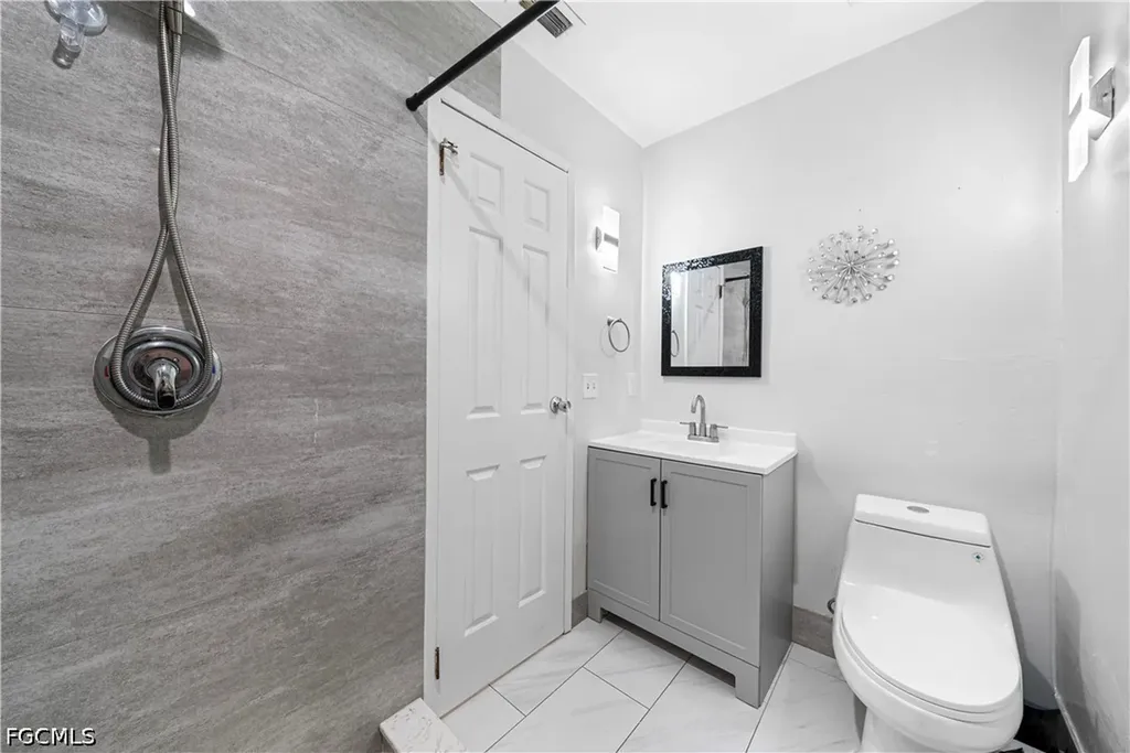 2335 50th Terrace SW Naples FL 34116