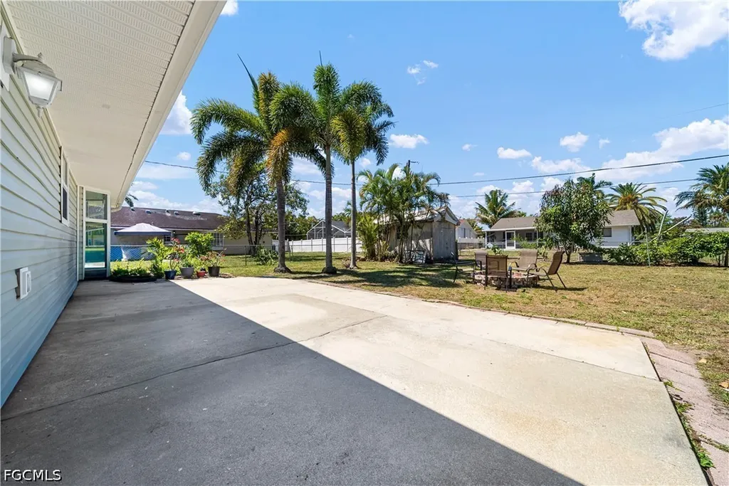 2335 50th Terrace SW Naples FL 34116