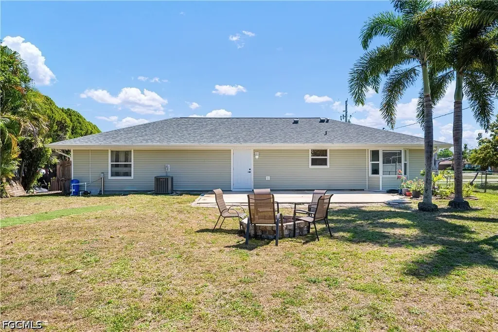 2335 50th Terrace SW Naples FL 34116