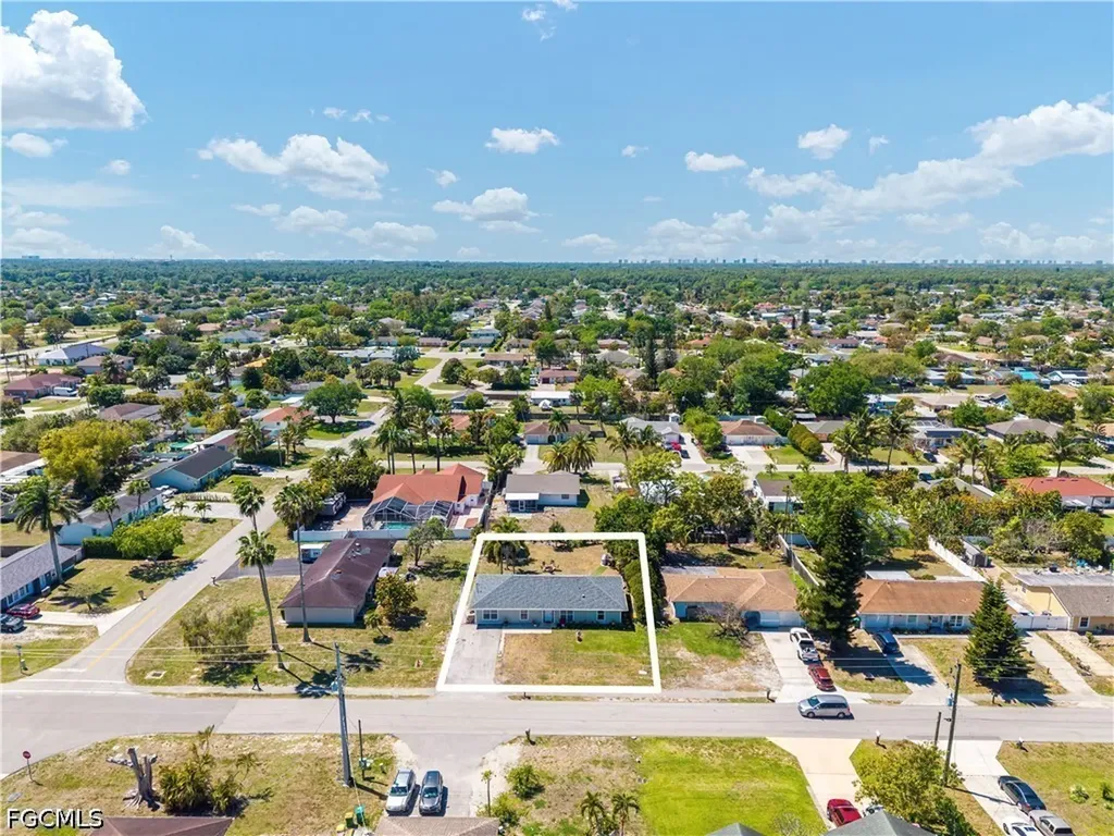 2335 50th Terrace SW Naples FL 34116