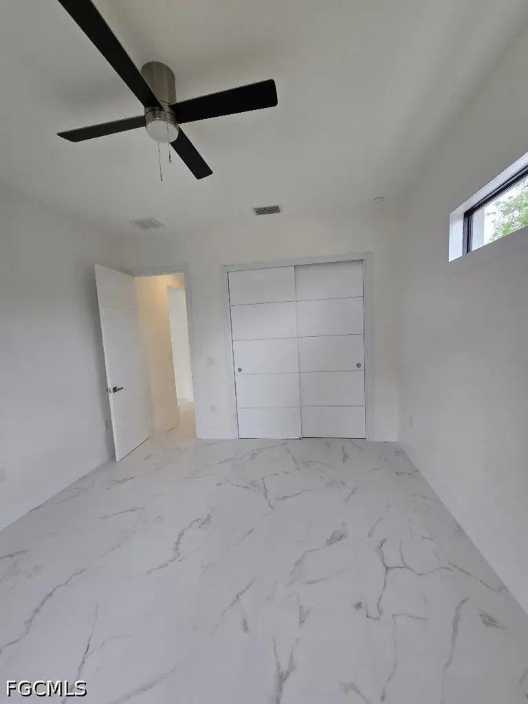 3943 16th Avenue NE Naples FL 34120