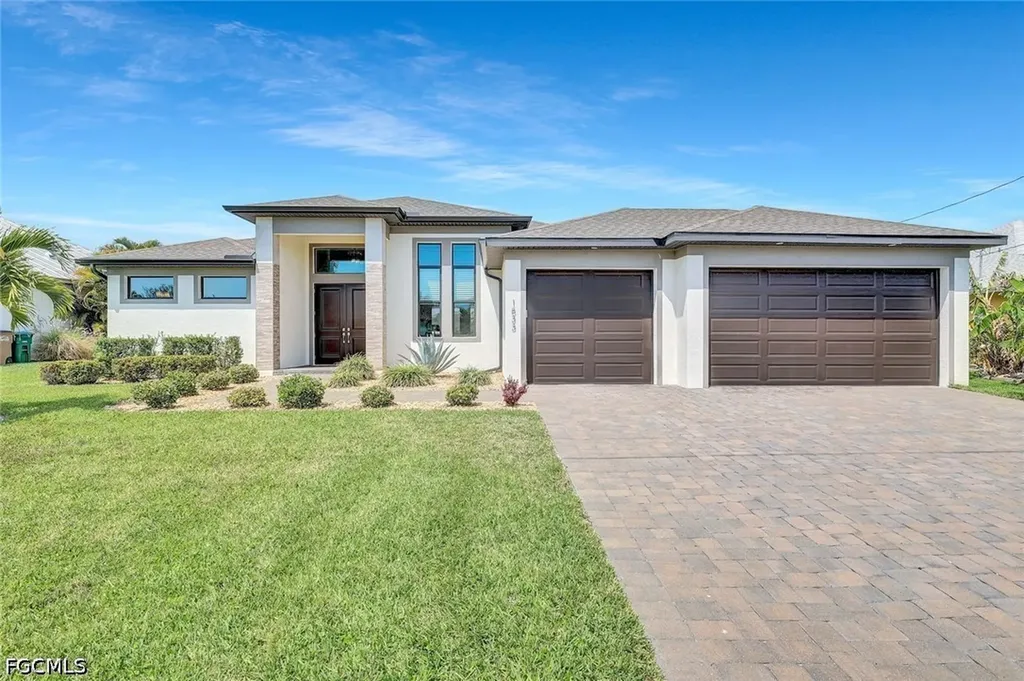 1833 SW 49th Terrace Cape Coral FL 33914