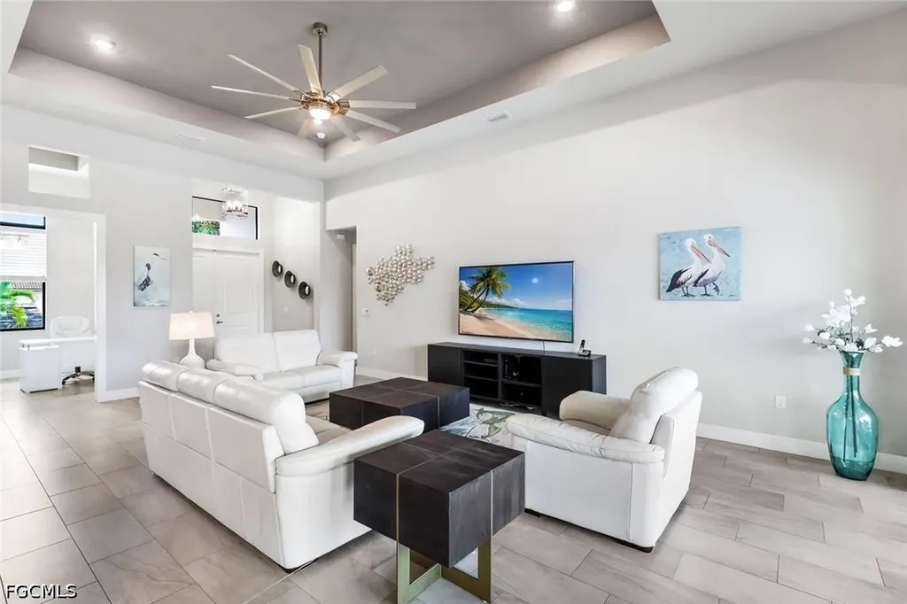 1833 SW 49th Terrace Cape Coral FL 33914