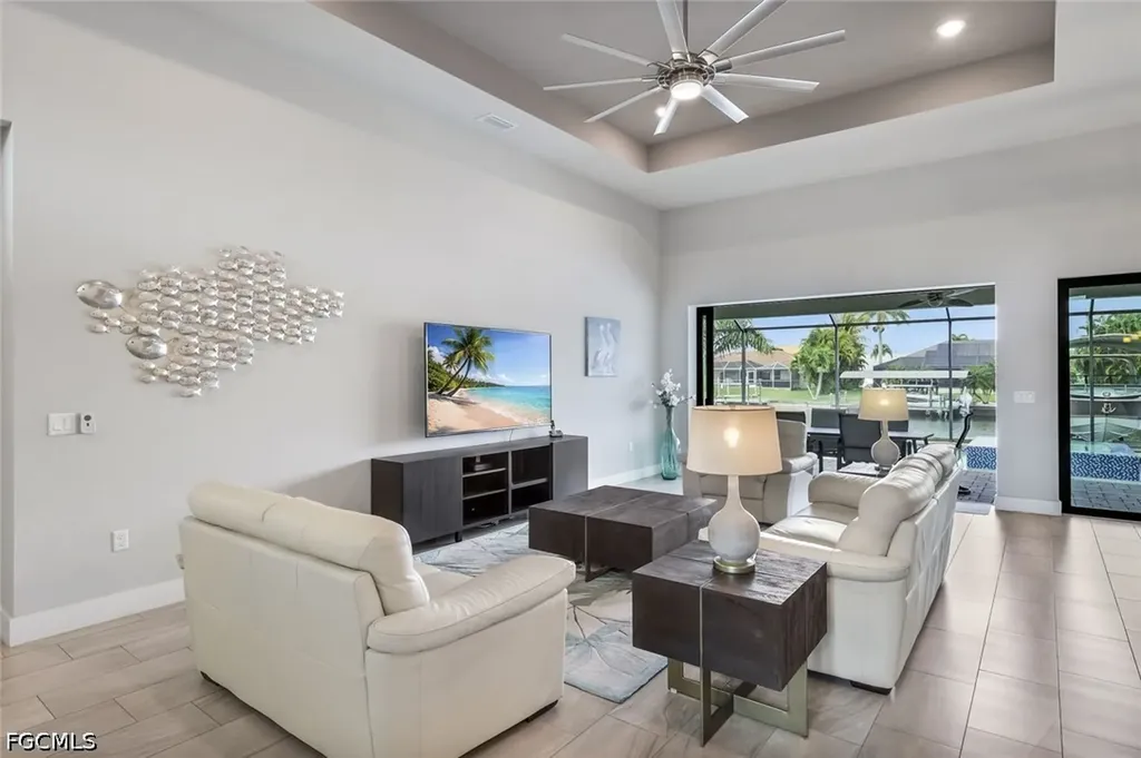 1833 SW 49th Terrace Cape Coral FL 33914