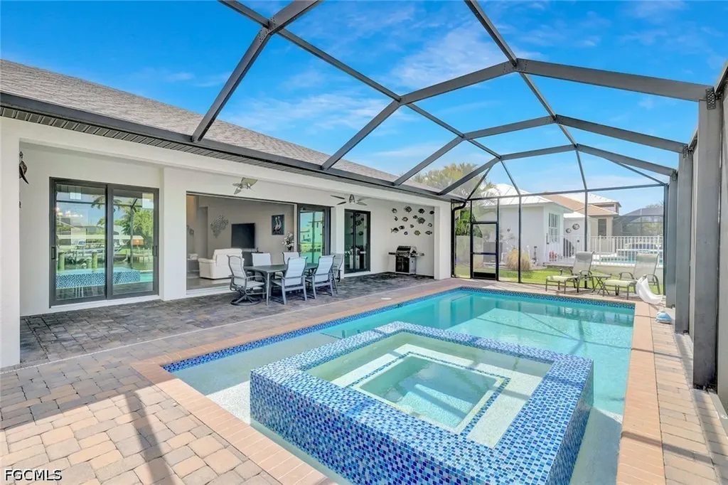 1833 SW 49th Terrace Cape Coral FL 33914