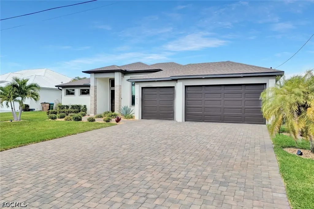1833 SW 49th Terrace Cape Coral FL 33914